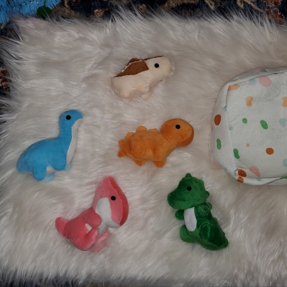 Dinosaur Plush Toy Set - Picture 1 of 7